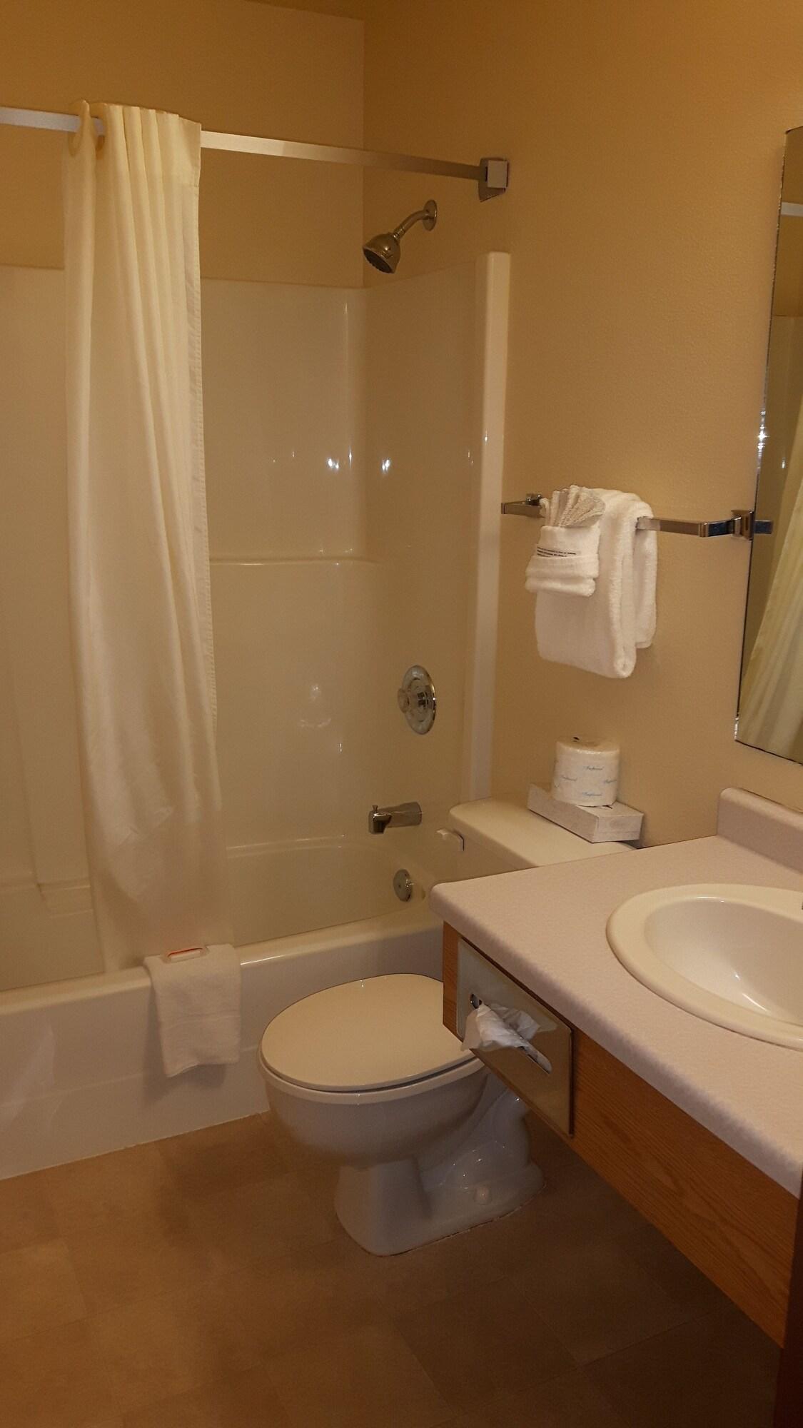 ซูเปอร์ 8 บาย วินด์แฮม มูส จอว์ แคตเชวัน Hotel ภายนอก รูปภาพ