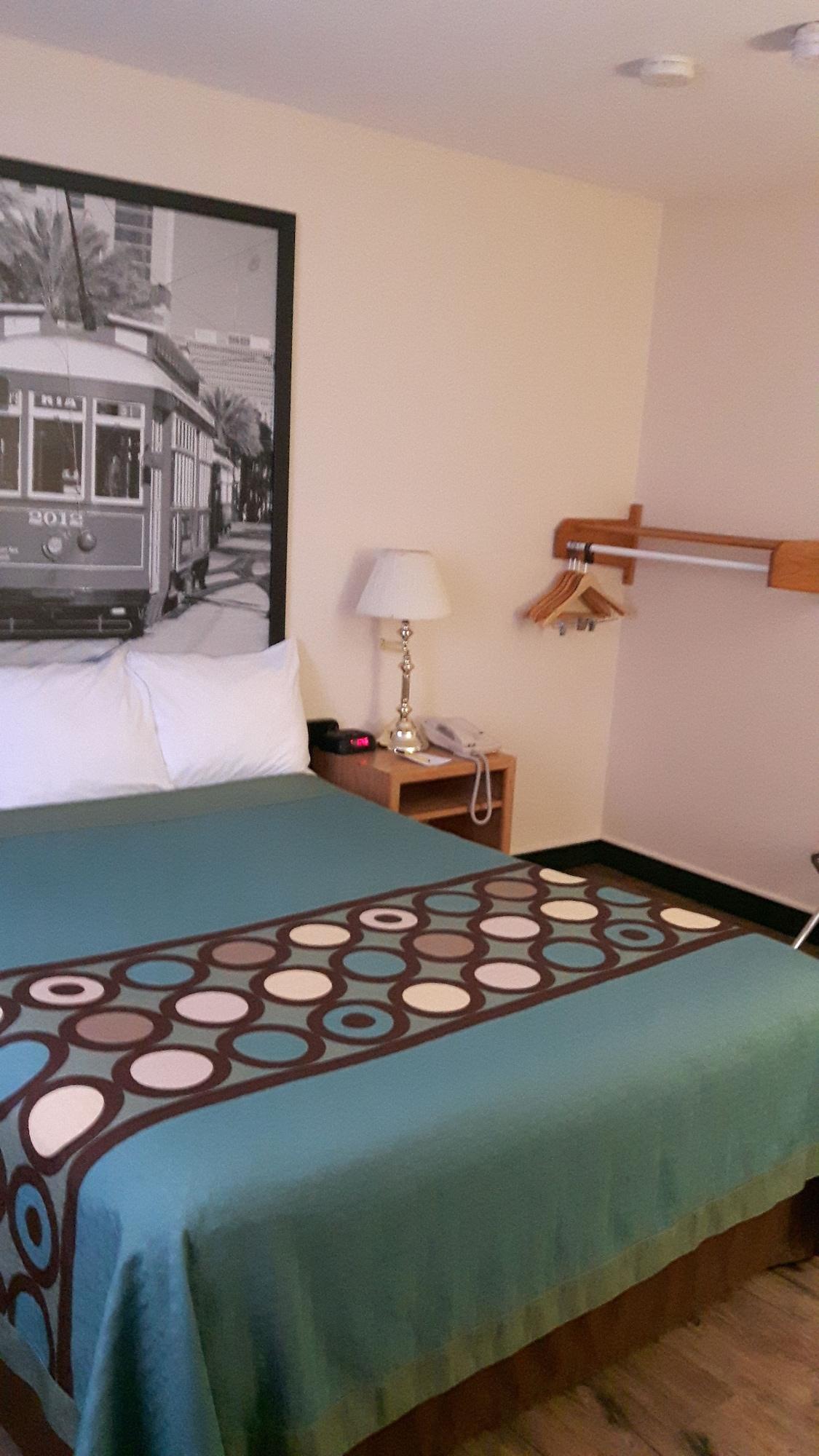 ซูเปอร์ 8 บาย วินด์แฮม มูส จอว์ แคตเชวัน Hotel ภายนอก รูปภาพ