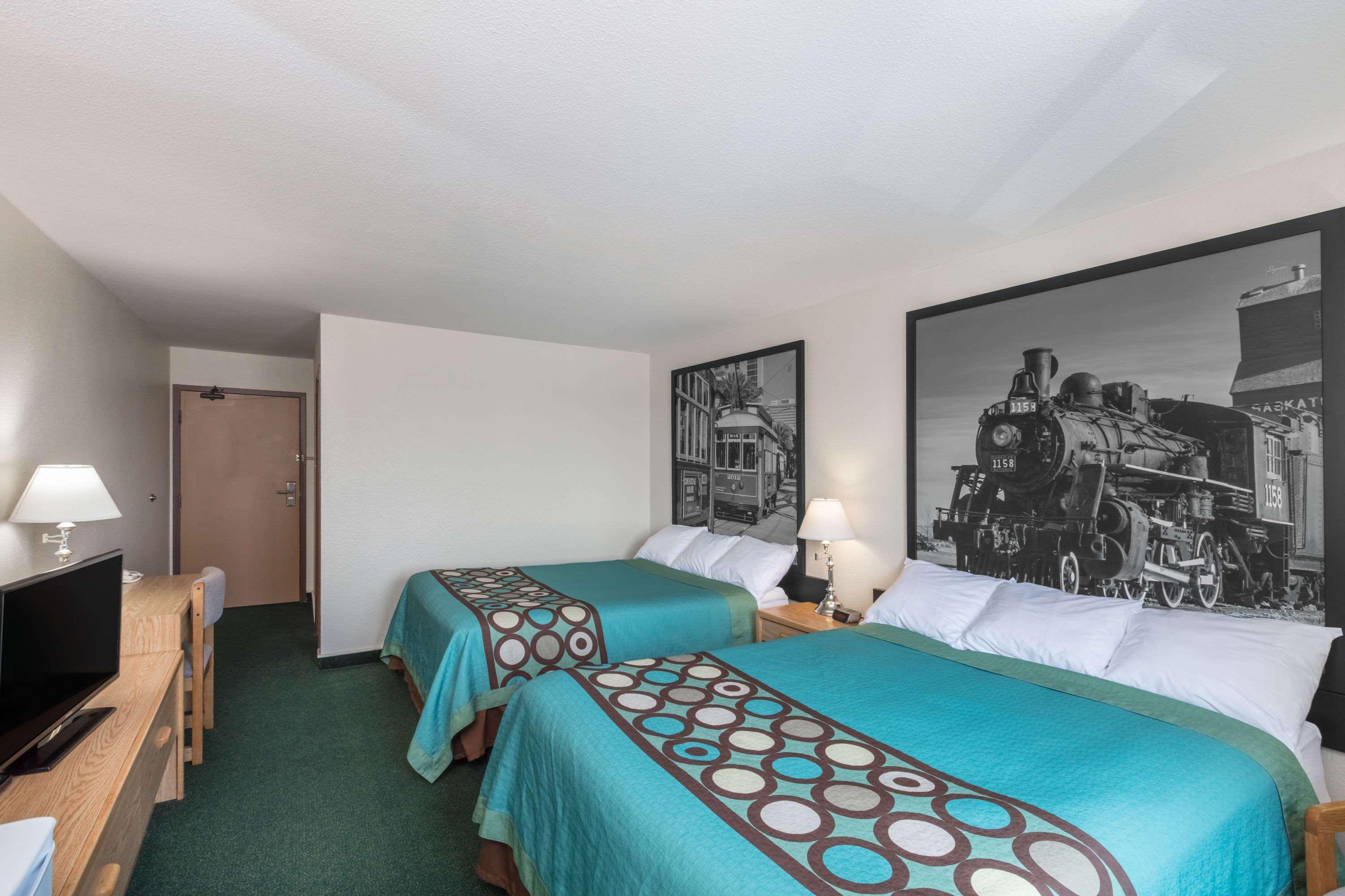 ซูเปอร์ 8 บาย วินด์แฮม มูส จอว์ แคตเชวัน Hotel ภายนอก รูปภาพ